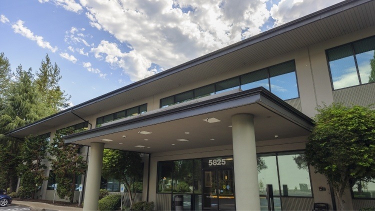 Outside view of Issaquah dental office building